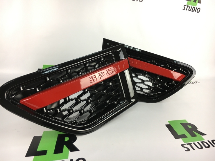 Решетки крыльев жабры Range Rover Sport 2010-2012 с красной полосой