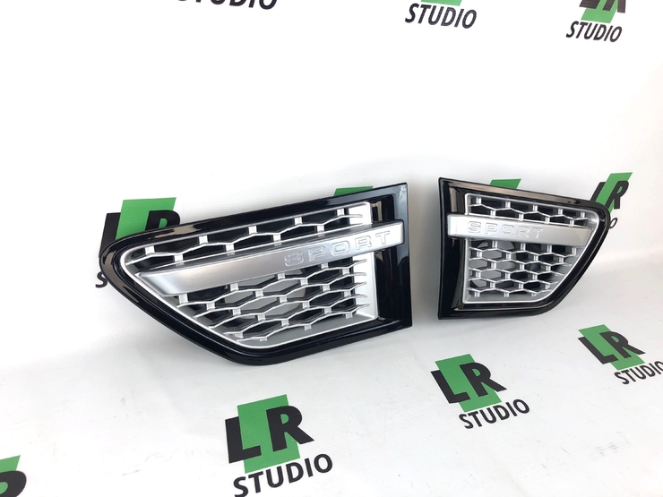 Решетки крыльев жабры Range Rover Sport 2010-2012 черные на сером