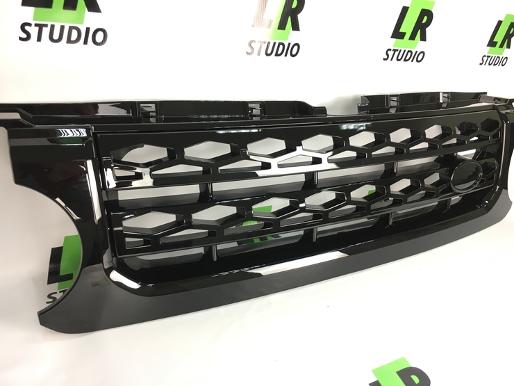 Решетка черная Land Rover Discovery 4 (до 2014 г.в.)