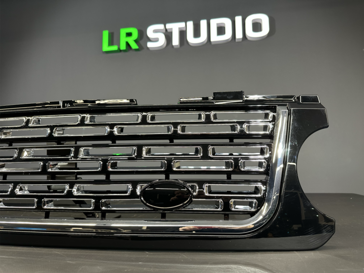 Решетка Range Rover 2005-2009 стиль 2013 SVA черная, хром
