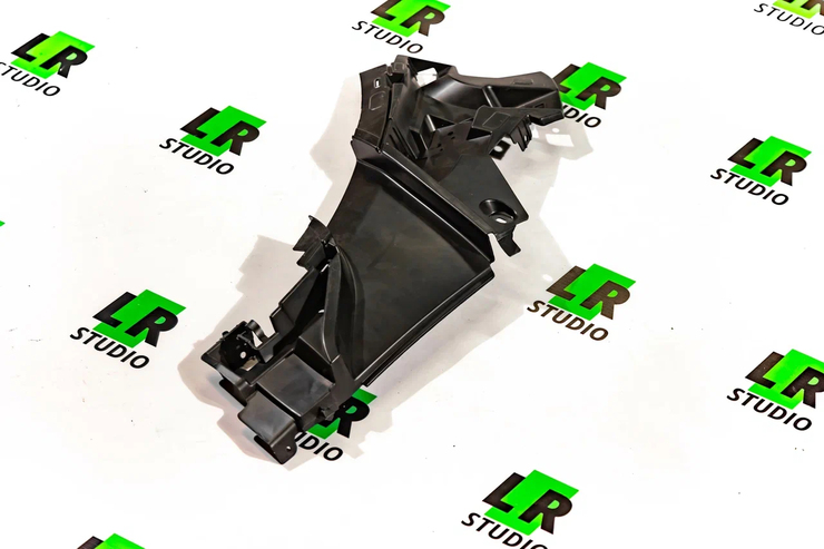 Установочный кронштейн переднего бампера Range Rover Sport 2018-2022 правый