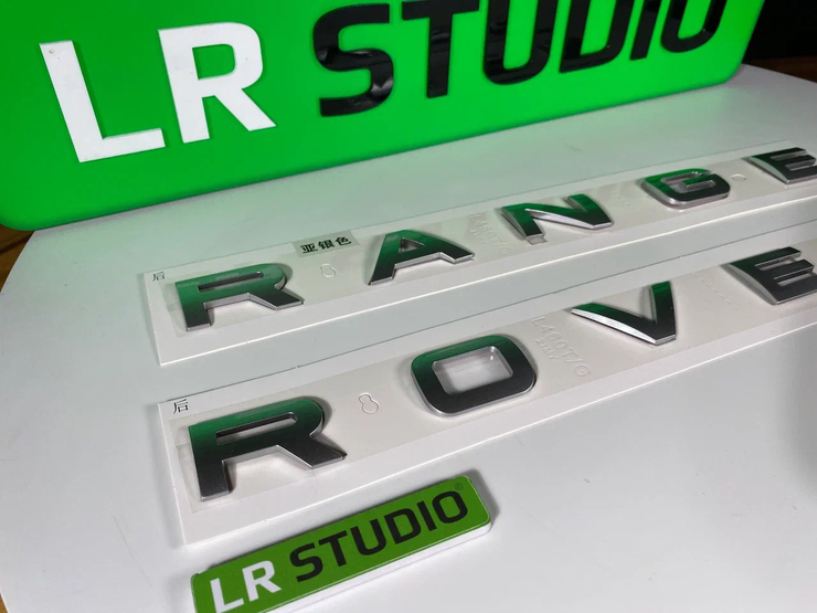 Буквы Range Rover L460 серые глянцевые 2022+ на крышку багажника