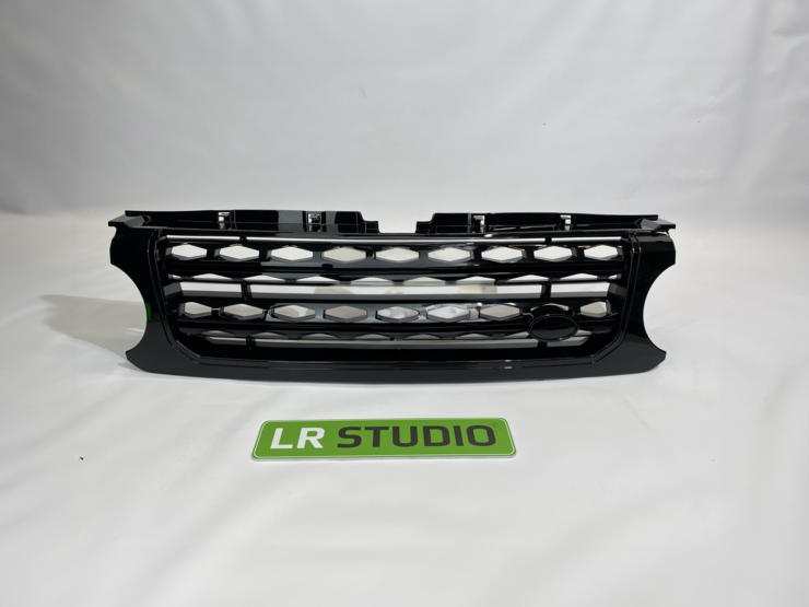 Решетка черная Land Rover Discovery 4 (до 2014 г.в.) в стиле Discovery 4+