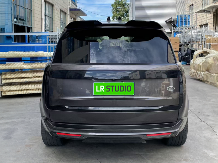 Спойлер крышки багажника Range Rover L460
