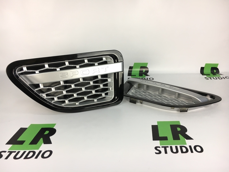 Решетки крыльев жабры черные на сером Range Rover Sport 2005-2009