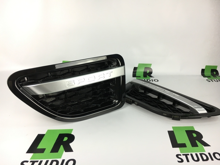 Решетки крыльев жабры черные с серой полосой Range Rover Sport 2005-2009