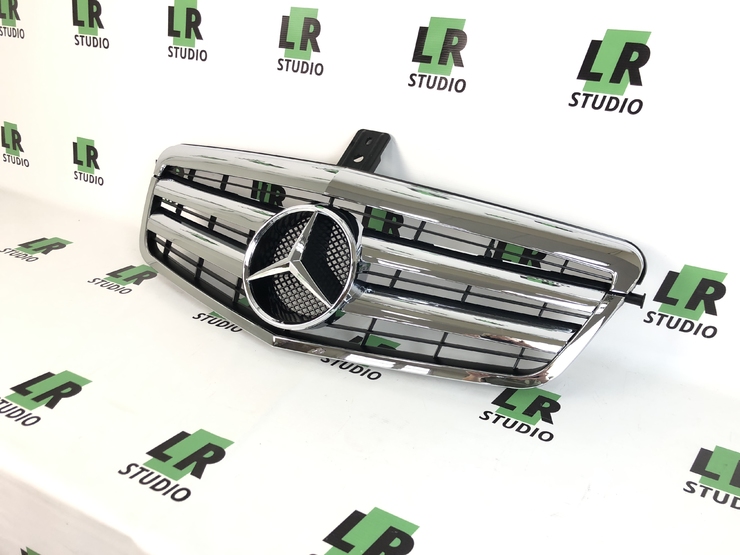 Решетка радиатора Mercedes w212 AMG (2009 - 2013) хром