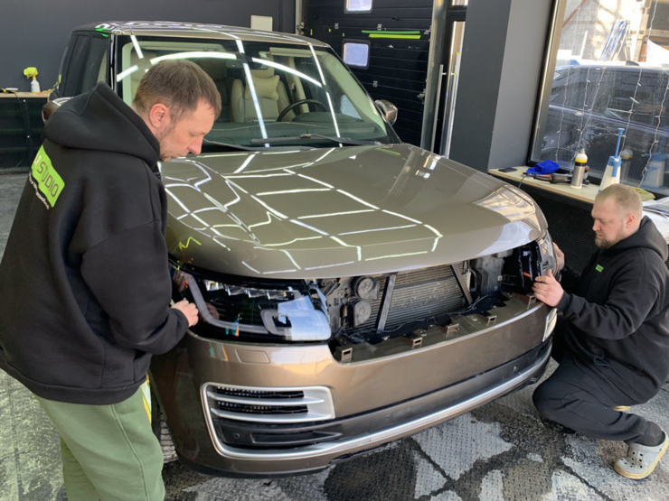 Передний бампер Range Rover 2018 - 2021